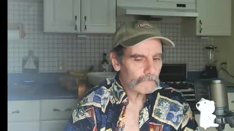 Snapshot of raylene4u2 chatting on 07/14/26, 10:21 Ray online show from 07/14/26, 10:21