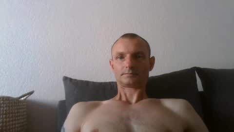 Snapshot of raynxxx335946 chatting on 07/15/26, 05:34 raynxxx335946 online show from 07/15/26, 05:34