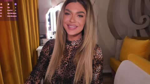 Snapshot of raysalexis19 chatting on 01/29/25, 02:42 raysalexis19 online show from 01/29/25, 02:42