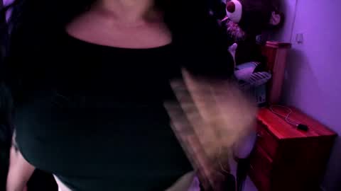 Danna online show from 05/07/26, 04:01
