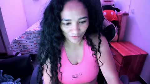 Danna online show from 06/04/26, 03:40