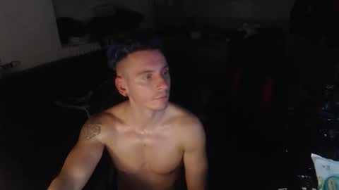 Rayzel online show from 11/13/25, 10:41