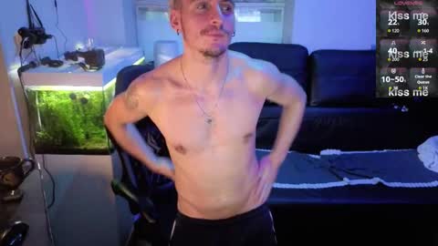 Rayzel online show from 02/07/26, 04:43