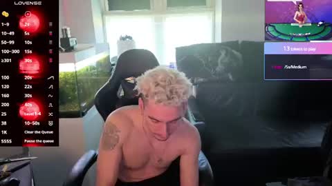Rayzel White online show from 06/20/26, 04:32
