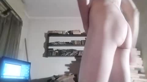 rdcervetto81 online show from 11/12/25, 05:41