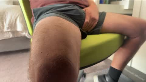 readwithjordanv online show from 04/22/26, 12:57