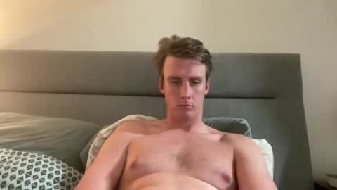 Snapshot of readytoplay_69 chatting on 09/09/25, 12:43 readytoplay_69 online show from 09/09/25, 12:43