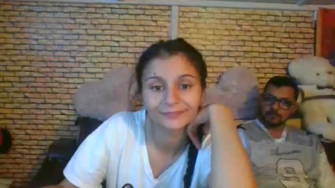 real_coupl3 online show from 11/29/25, 08:45