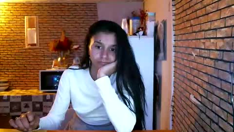 real_coupl3 online show from 03/25/26, 08:15