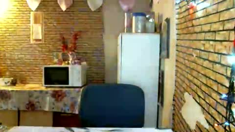 real_coupl3 online show from 04/20/26, 12:19