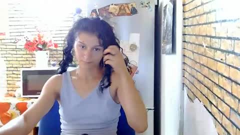 Snapshot of real_coupl3 chatting on 07/22/26, 11:46 real_coupl3 online show from 07/22/26, 11:46