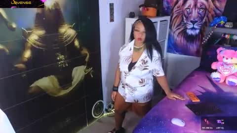 Snapshot of realgoddessdream chatting on 06/08/26, 11:49 realgoddessdream online show from 06/08/26, 11:49