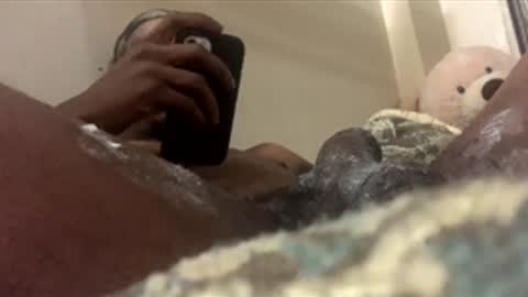 Snapshot of reallife1993 chatting on 01/13/26, 08:52 reallife1993 online show from 01/13/26, 08:52