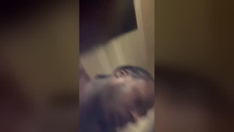 Snapshot of reallife1993 chatting on 02/11/26, 10:42 reallife1993 online show from 02/11/26, 10:42