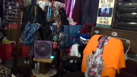 Snapshot of reallyredrum69th chatting on 10/08/25, 03:31 reallyredrum69th online show from 10/08/25, 03:31