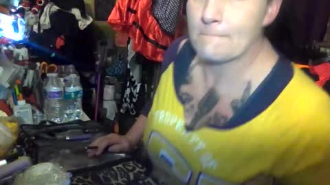 Snapshot of reallyredrum69th chatting on 10/25/25, 05:30 reallyredrum69th online show from 10/25/25, 05:30