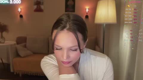 Snapshot of realsupermichael chatting on 01/14/25, 07:00 AliceEve online show from 01/14/25, 07:00