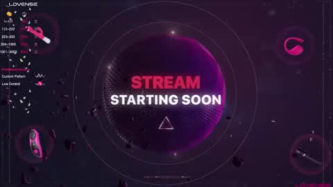 Snapshot of realsupermichael chatting on 02/19/25, 07:16 AliceEve online show from 02/19/25, 07:16