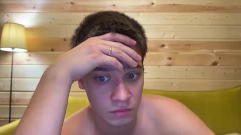 Snapshot of realsupermichael chatting on 10/02/25, 05:09 AliceEve online show from 10/02/25, 05:09