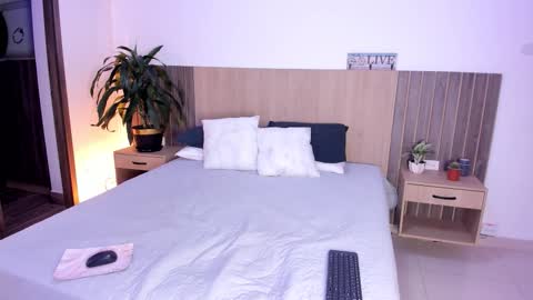 I invite you to my birthday on November 3th  online show from 01/13/26, 09:20