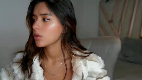  Rebecca online show from 04/05/26, 07:55