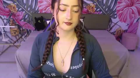 Snapshot of rebeca_dreams chatting on 07/24/26, 09:02 Rebeca dreams online show from 07/24/26, 09:02