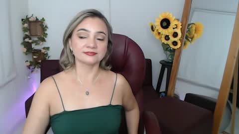 Snapshot of rebeca_milf chatting on 06/23/26, 03:10 REBECA online show from 06/23/26, 03:10