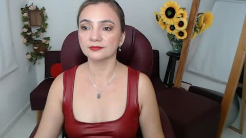 Snapshot of rebeca_milf chatting on 06/29/26, 03:56 REBECA online show from 06/29/26, 03:56