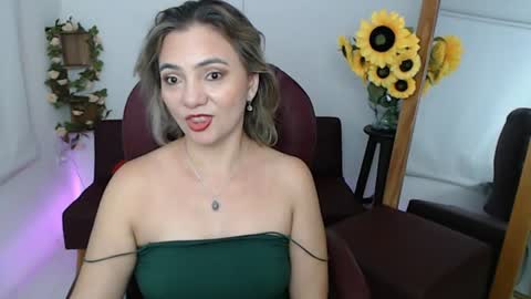 Snapshot of rebeca_milf chatting on 07/06/26, 03:03 REBECA online show from 07/06/26, 03:03
