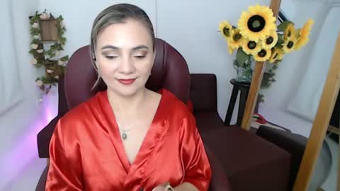 Snapshot of rebeca_milf chatting on 07/11/26, 03:04 REBECA online show from 07/11/26, 03:04