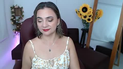 Snapshot of rebeca_milf chatting on 07/14/26, 01:17 REBECA online show from 07/14/26, 01:17