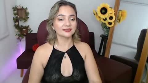 Snapshot of rebeca_milf chatting on 07/22/26, 01:58 REBECA online show from 07/22/26, 01:58