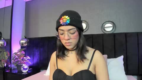rebeca_taylor_ online show from 03/01/26, 12:51