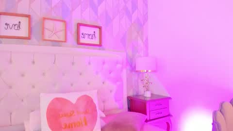 Rebeca Whatsson online show from 01/17/26, 11:37