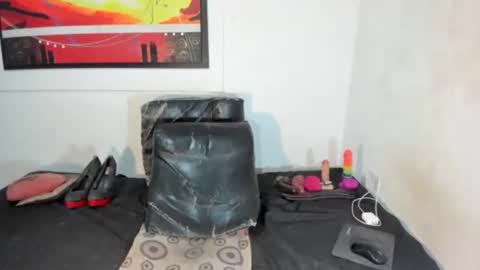 rebecabanks online show from 03/13/26, 02:40