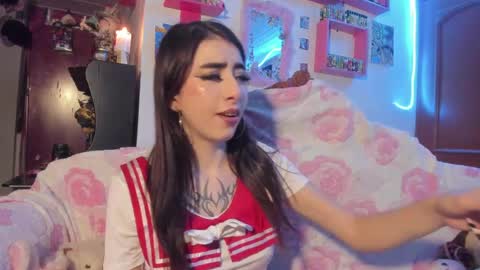 Rebecca online show from 04/11/26, 11:42