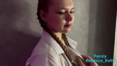 rebecca_____ online show from 02/05/26, 01:54
