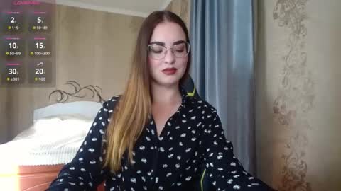 Snapshot of rebecca_ccaa chatting on 05/29/26, 03:43 Rebecca online show from 05/29/26, 03:43