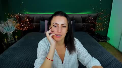 rebecca_diamonds online show from 03/02/25, 03:16