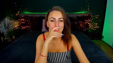 rebecca_diamonds online show from 09/25/25, 07:12