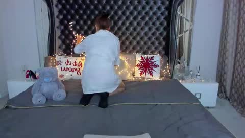 rebecca_diamonds online show from 01/08/26, 06:37