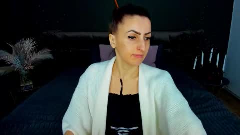 rebecca_diamonds online show from 02/10/26, 07:01