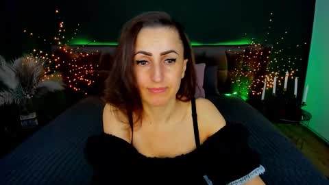 rebecca_diamonds online show from 03/18/26, 06:49