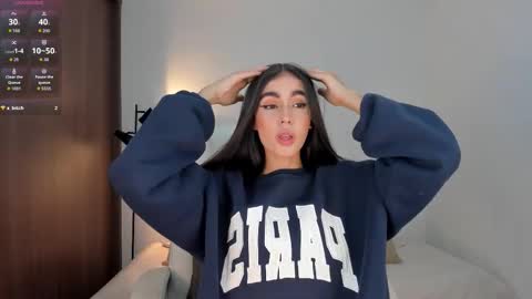 Snapshot of rebeccabaxter chatting on 11/12/25, 11:47 Rebecca online show from 11/12/25, 11:47