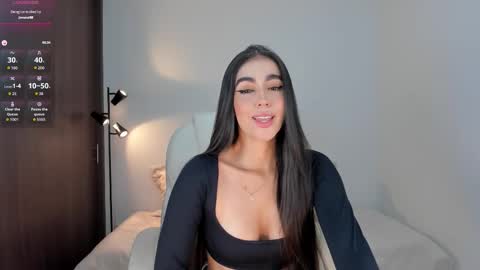 Snapshot of rebeccabaxter chatting on 12/20/25, 11:45 Rebecca online show from 12/20/25, 11:45