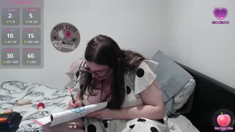 rebeccasummercam online show from 09/23/25, 12:35