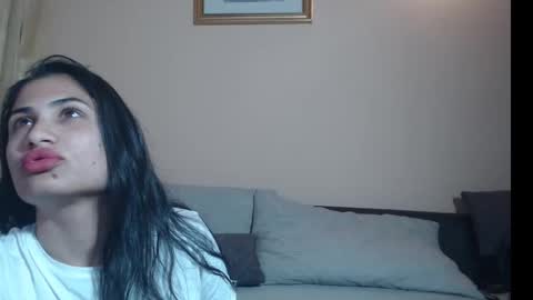 Snapshot of rebecka_sweet chatting on 05/14/26, 05:31 rebecka_sweet online show from 05/14/26, 05:31