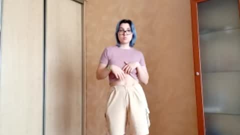 Snapshot of rebeckaaspinwall chatting on 01/14/26, 06:08 Zoe online show from 01/14/26, 06:08