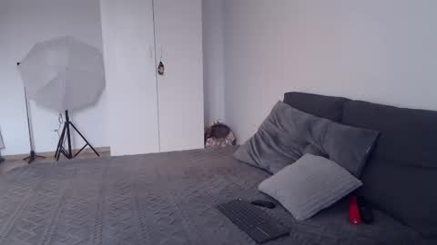 Snapshot of rebekaburns chatting on 01/27/25, 09:02 Rebeka online show from 01/27/25, 09:02