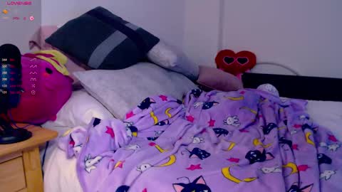 Snapshot of rebekahrayne_ chatting on 01/24/25, 11:23 Beks  online show from 01/24/25, 11:23